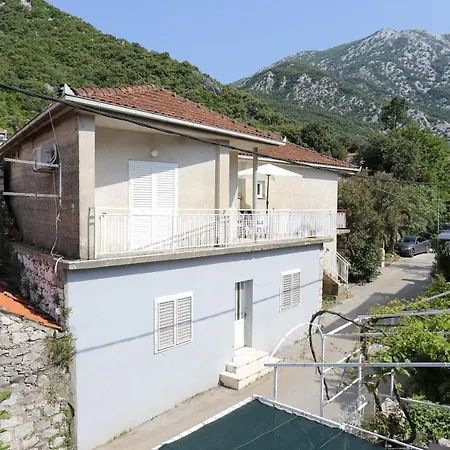 Duba Peljeska, Peljesac - 10231 アパート トゥルパニ