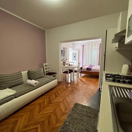 Duba Peljeska, Peljesac - 10231 *